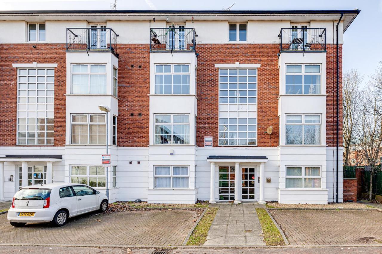 Cosy 2Br Modern Apt With Free Parking Liverpool Bagian luar foto