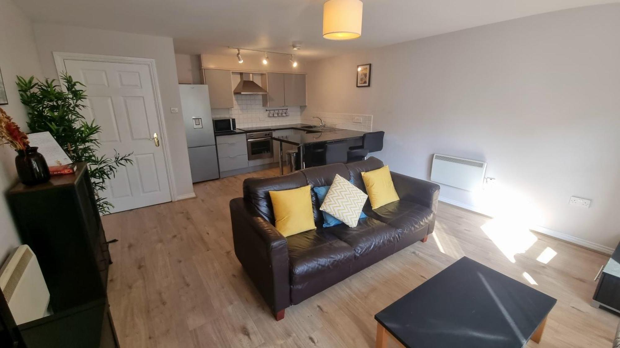 Cosy 2Br Modern Apt With Free Parking Liverpool Bagian luar foto